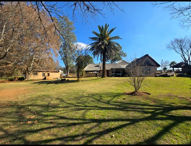 4 BEDROOM HOUSE FOR SALE IN KOOKRUS